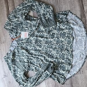 NWT Peasant top